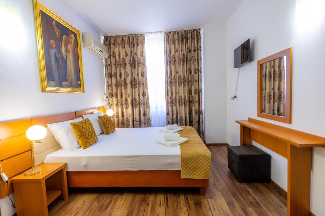 Hotel Sir Lujerului Bukareszt Zewnętrze zdjęcie