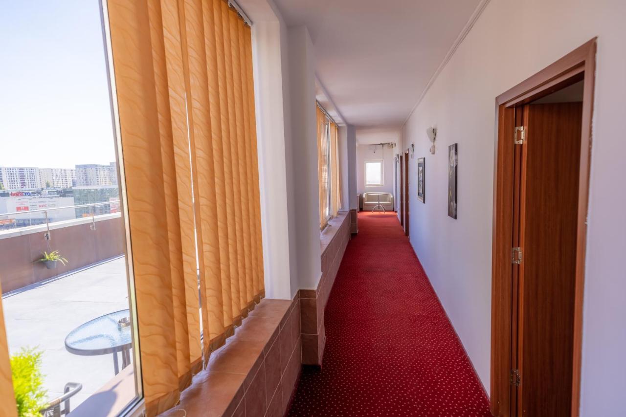 Hotel Sir Lujerului Bukareszt Zewnętrze zdjęcie