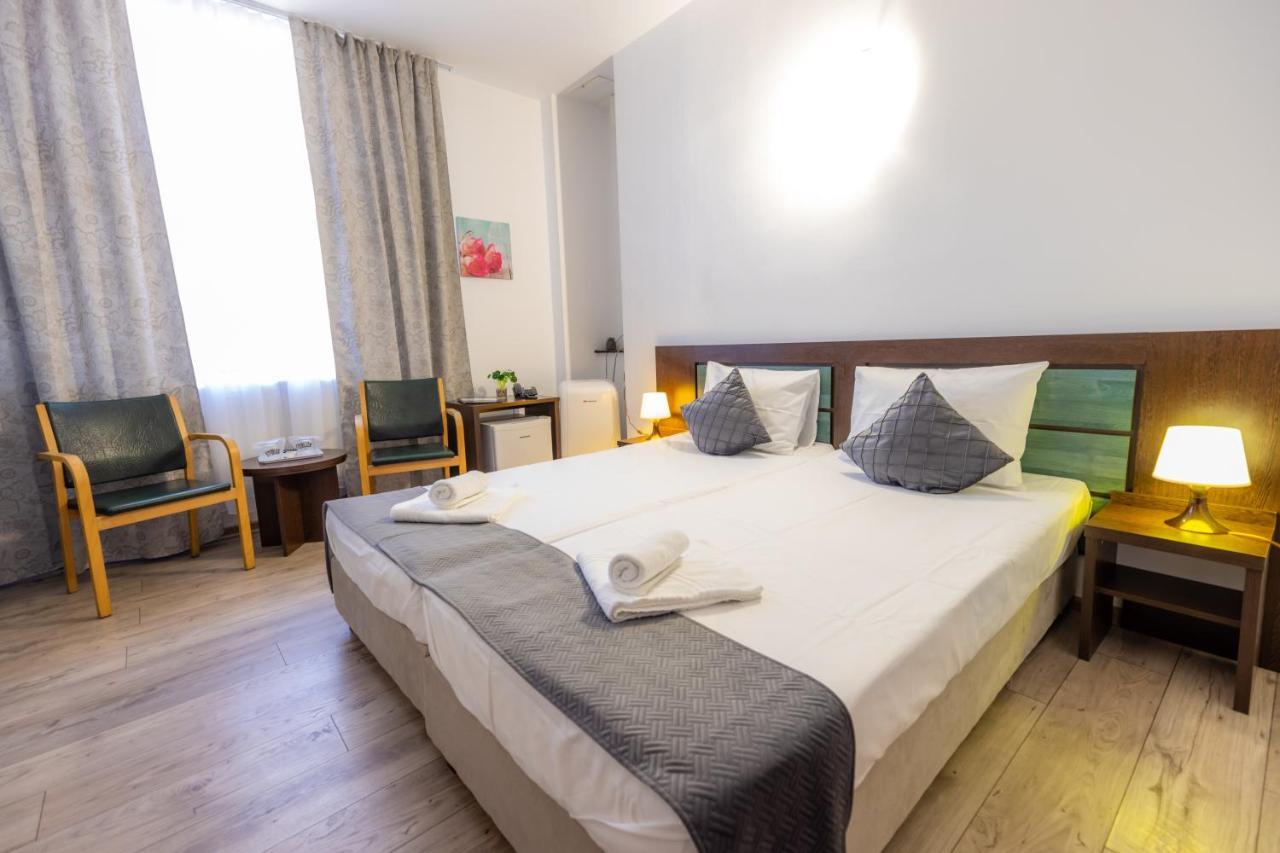 Hotel Sir Lujerului Bukareszt Zewnętrze zdjęcie