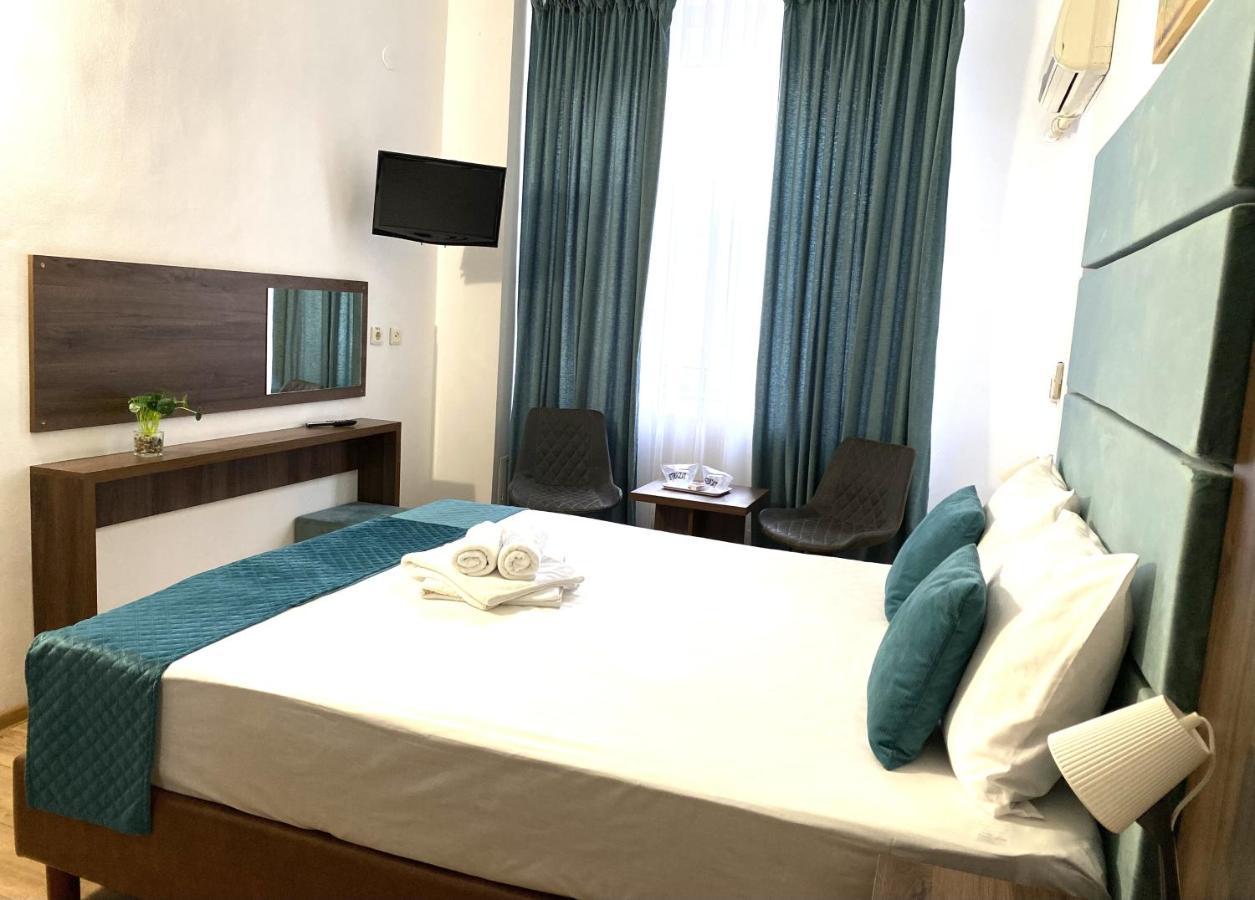 Hotel Sir Lujerului Bukareszt Zewnętrze zdjęcie